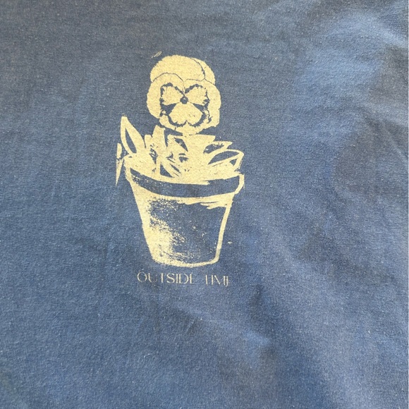 Edgy graphic t shirt - men’s medium - Picture 2 of 3